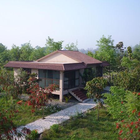 V Resorts Dudhwa Wilderness Camp Lakhimpur Dış mekan fotoğraf