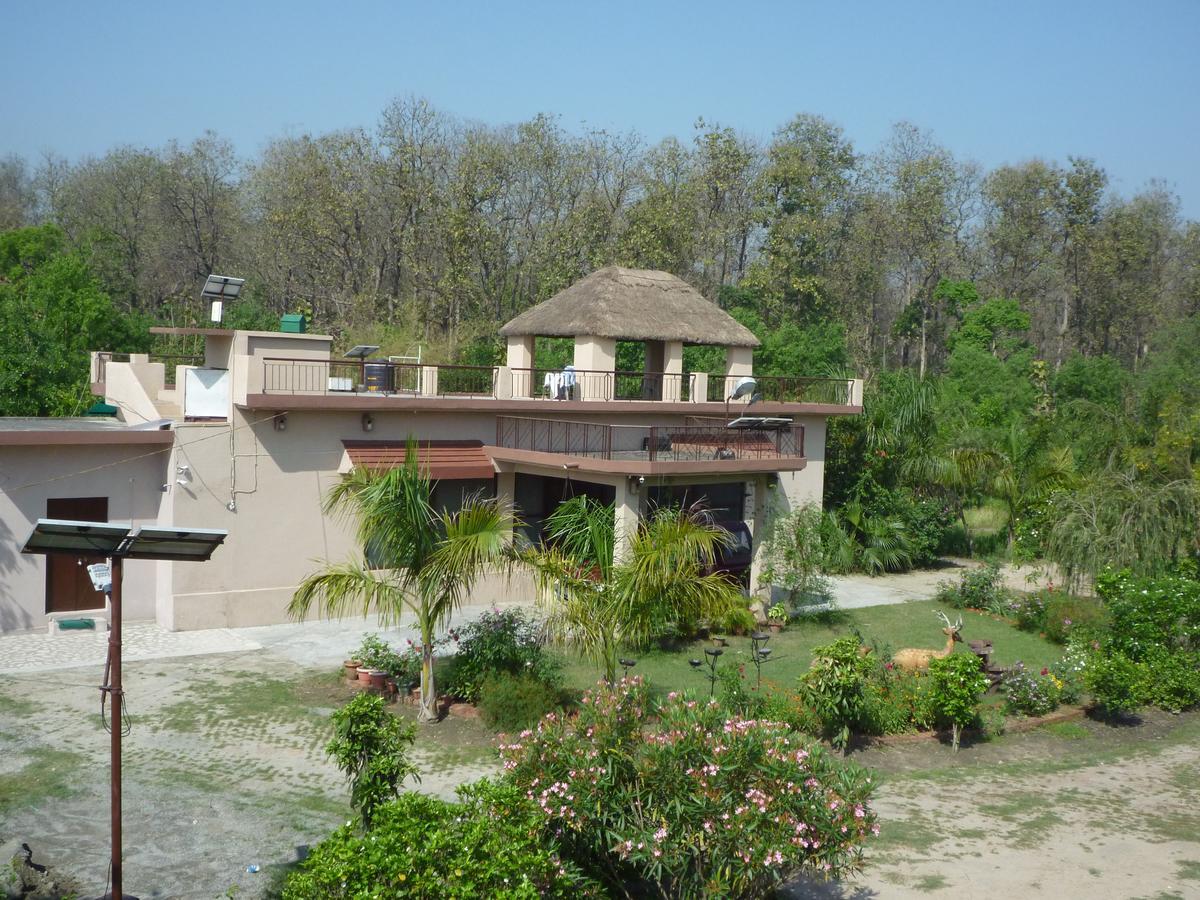 V Resorts Dudhwa Wilderness Camp Lakhimpur Dış mekan fotoğraf